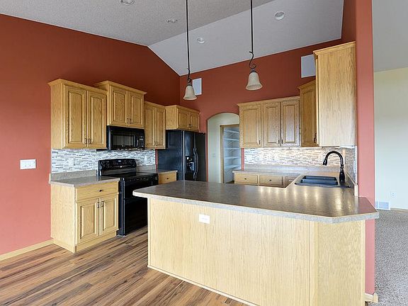 3rd image of 1024 Sugar Dr