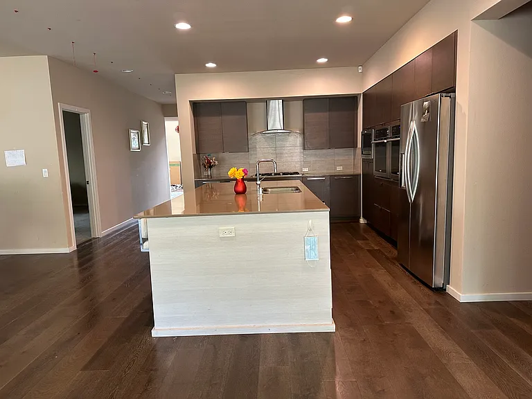 16538 SE 46th Ct — Photo 16