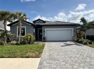 10852 Sun Drop St, Venice, FL 34293