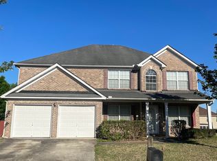 545 Hamlet Dr, Hampton, GA 30228