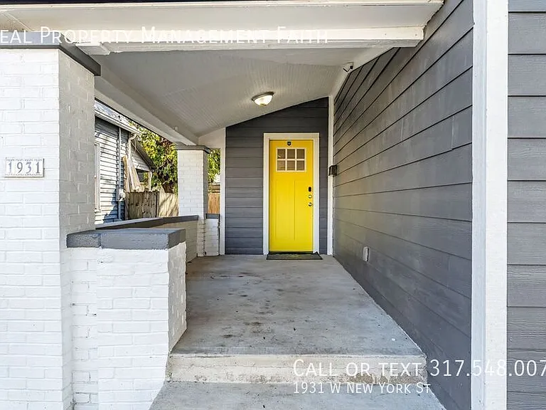 1931 W New York St — Photo 3