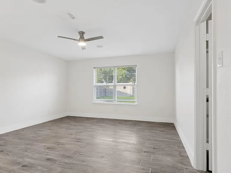 17910 Royal Gate Ln — Photo 13