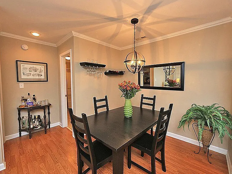 1010 Kingswood Dr #J — Photo 6