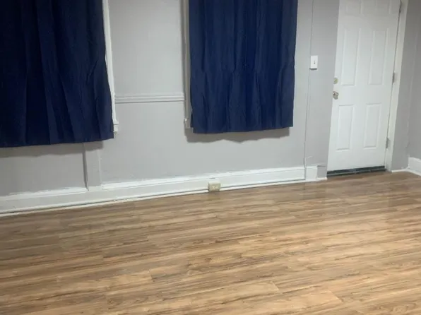 1208 N Calvert St APT 8, Baltimore, MD 21202