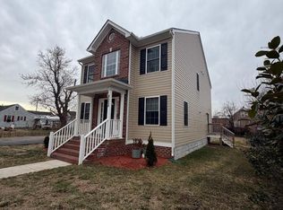8528 Engleside St, Alexandria, VA 22309