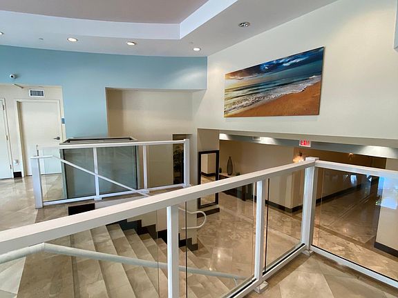 3rd image of 7600 Collins Ave APT 406