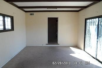 4th image of 846 W 97th St