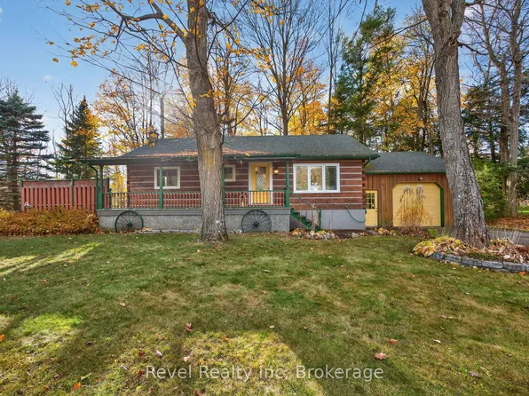 144 Trout Ln, Tiny, ON L9M 0J1