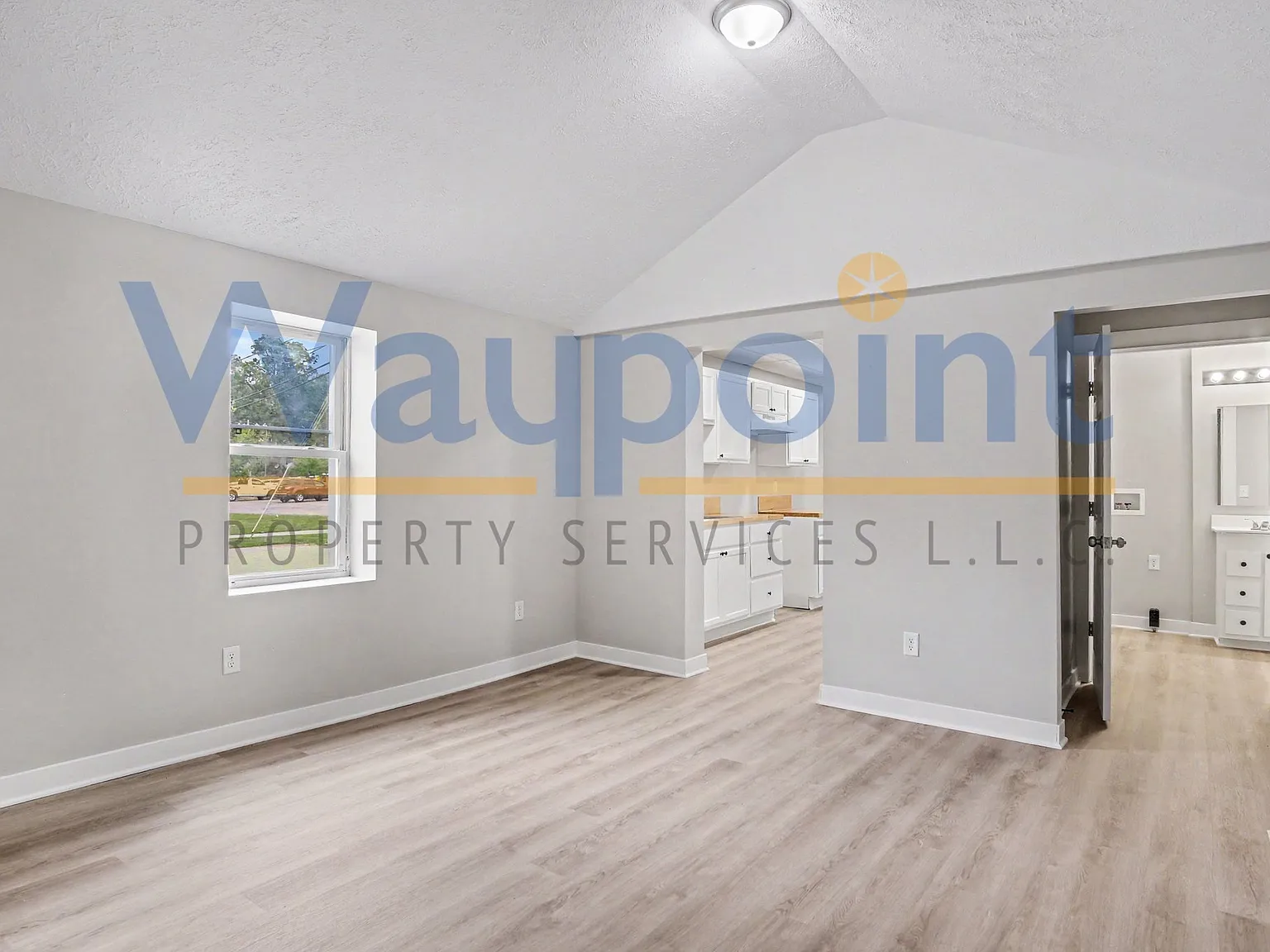 184 Superior St — Photo 3