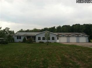 2911 Hines Rd, Kingsville, OH 44048