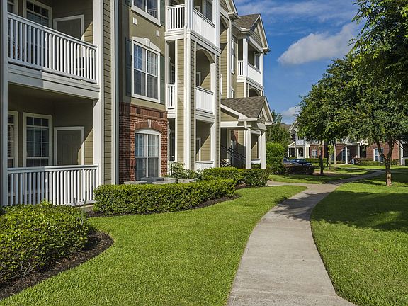 2nd image of 10802 Legacy Park Dr APT 7106