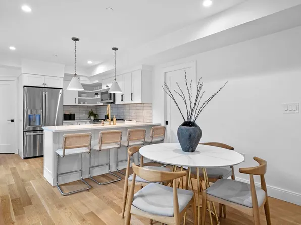 56 Blaney St #4, Swampscott, MA 01907