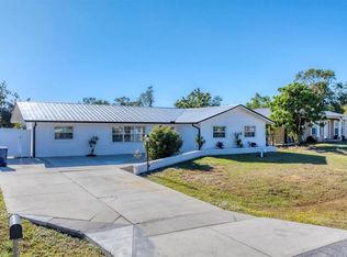 4963 San Jose Dr, Sarasota, FL 34235
