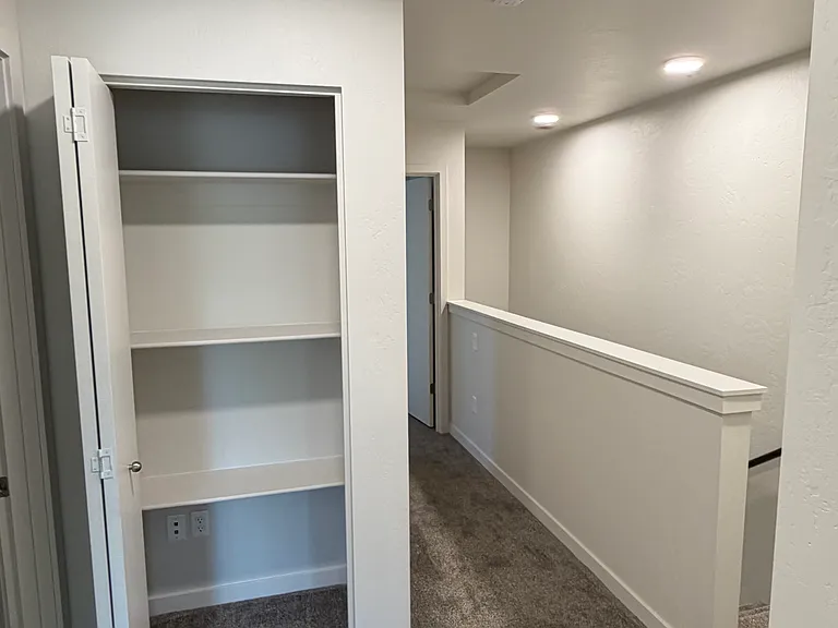 2024 Sunset Dr #5 — Photo 9
