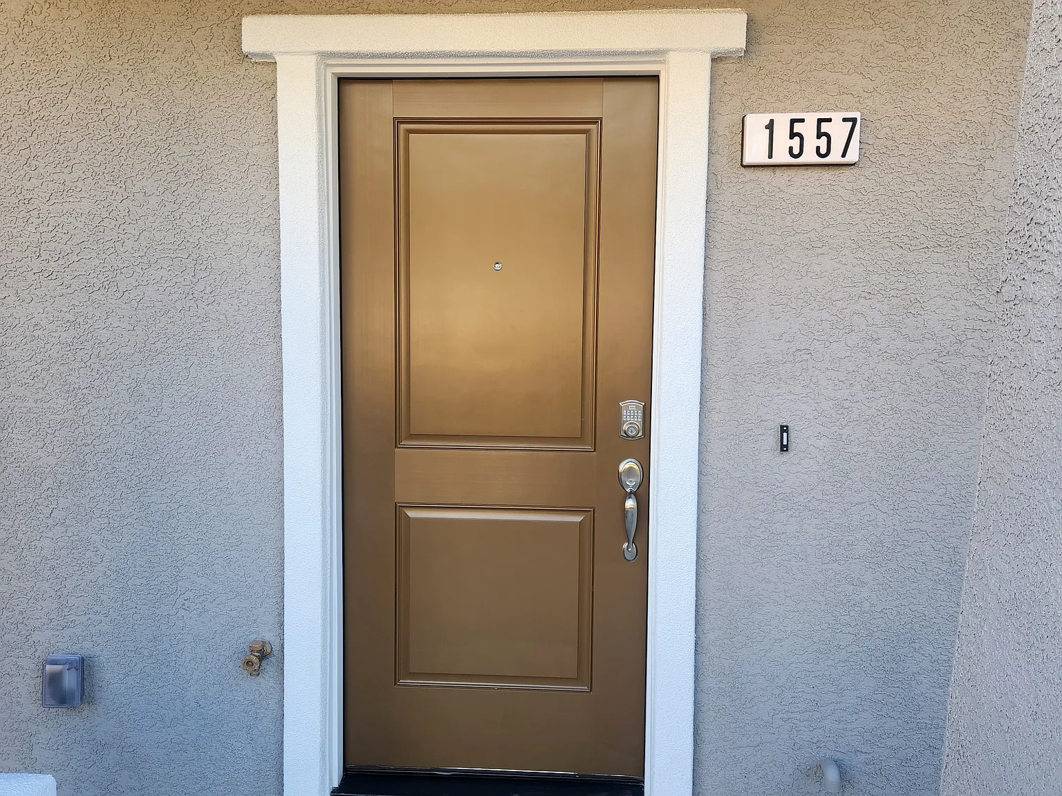 3 bed, 2.5 bath, 1378 sqft, $2,695 — Photo 2