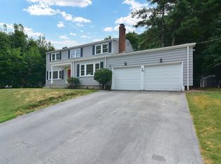 10 Taft Dr, Winchester, MA 01890