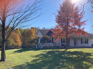 16405 Joann Dr, Montville, OH 44064