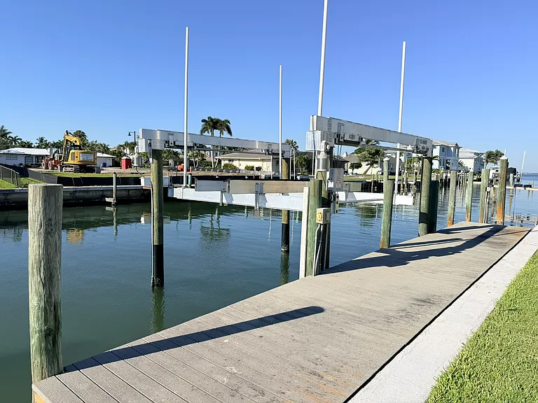 537 Outrigger Ln — Photo 10