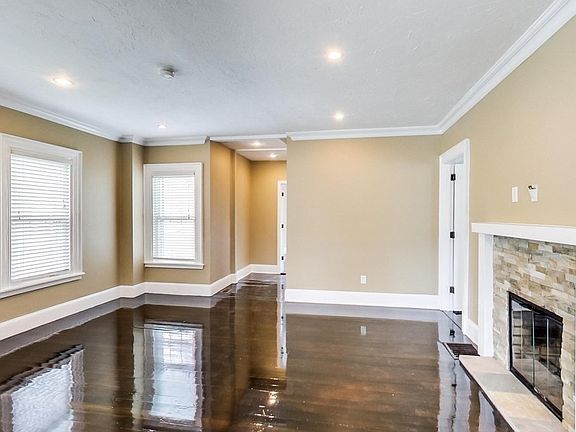 4th image of 625 Willard St #1