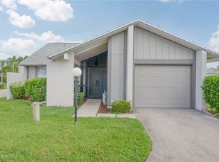 9833 Maplecrest Cir, Lehigh Acres, FL 33936
