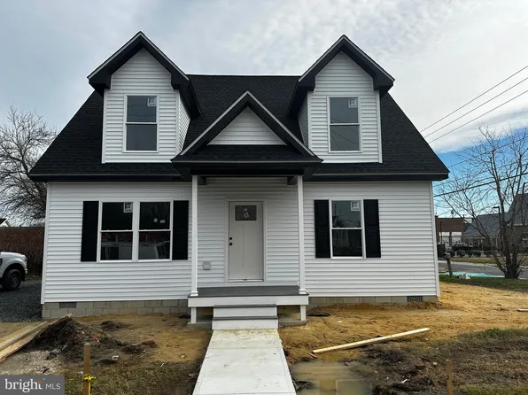 200 N 2nd St, Delmar, DE 19940