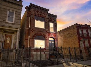 4041 W Wilcox St, Chicago, IL 60624