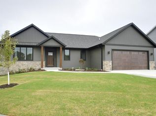 221 Victory Ln, Elkhart Lake, WI 53020