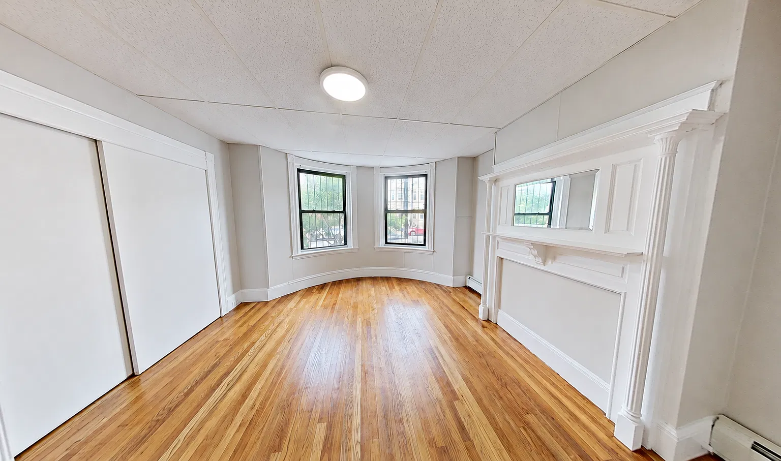 3 bed, 1013 sqft, $4,695 — Photo 3