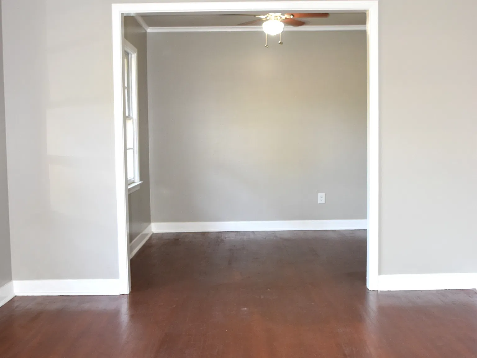 5302 Laurie Ln - Unit 1 — Photo 3