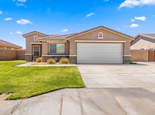 45725 Parkview Ln, Lancaster, CA 93535