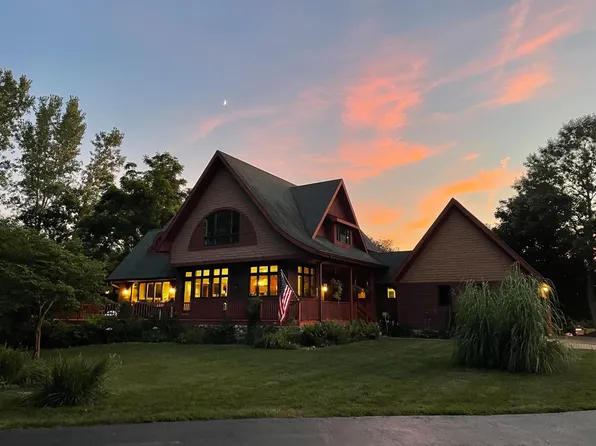 1488 S Union St, Hobart, IN 46342