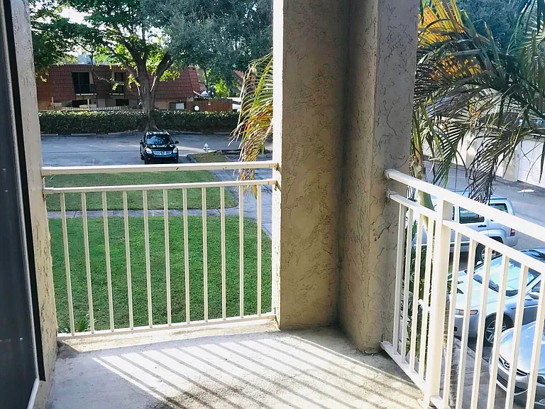 1780 Palm Cove Blvd #6 — Photo 11