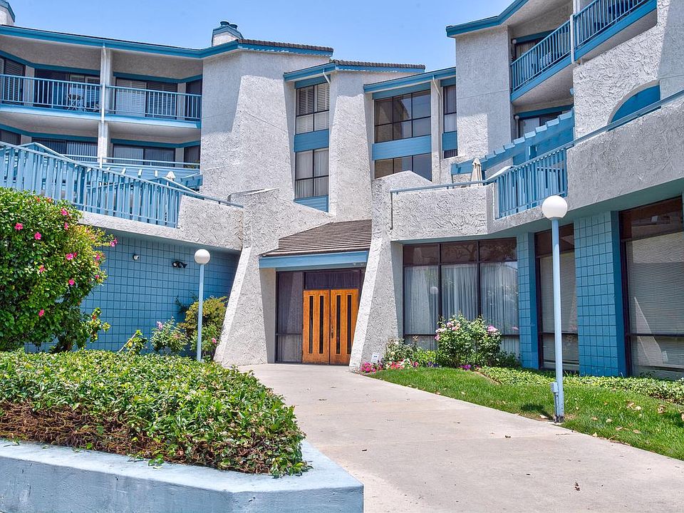 1st image of 4260 Via Arbolada Unit 302