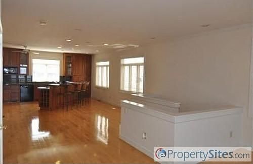 4th image of 2344 Osprey Villa Ct