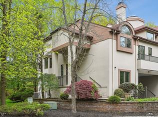 1 Schindler Ter, West Orange, NJ 07052