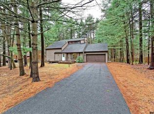 18 Scotch Mist Way, Malta, NY 12020