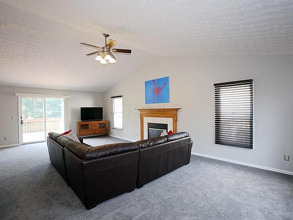 3rd image of 293 Meadow Ash Dr