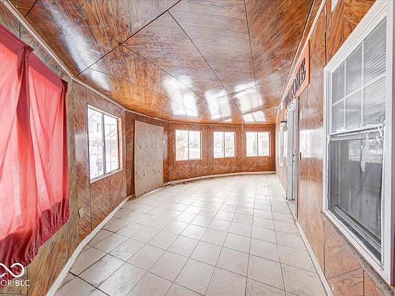 4th image of 3002 S Rybolt Ave