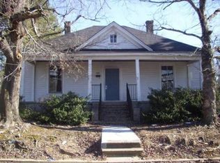 831 State St, Henderson, NC 27536