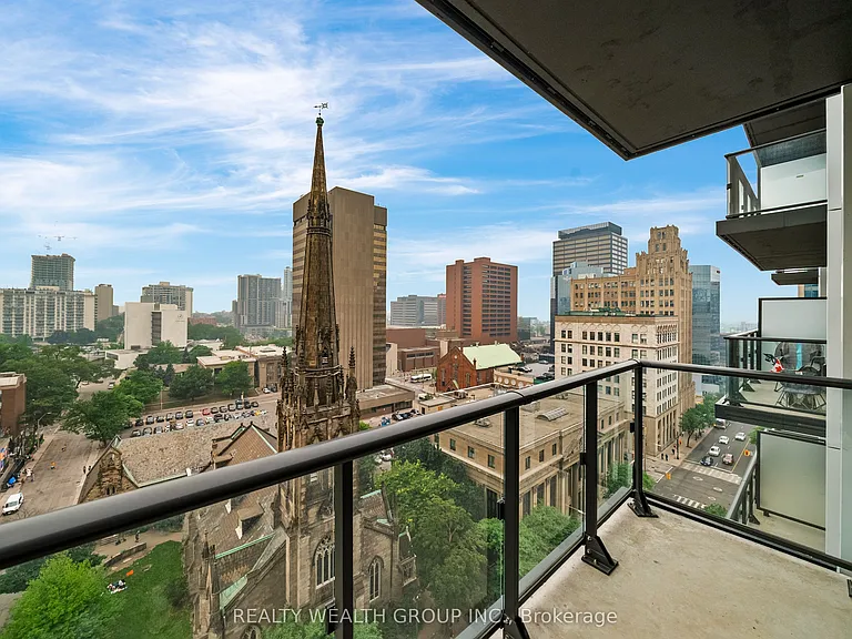 75 James St S #1224 — Photo 16