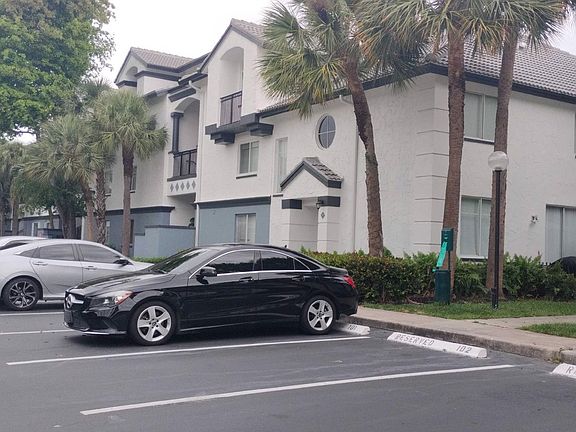 4th image of 9975 NW 46th St #1106