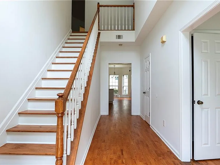 1607 Tunbridge Ln — Photo 6