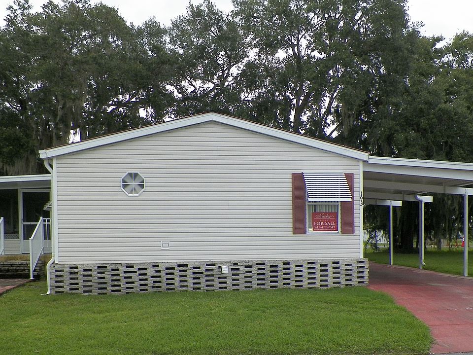 1st image of 193 Wood Brook Pkwy
