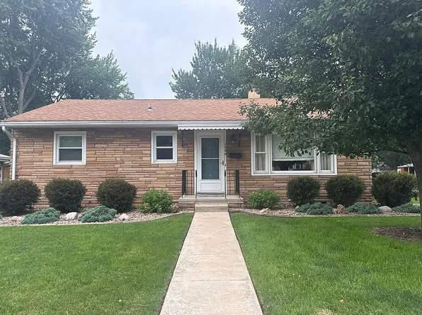 1200 Hovey Ave, Normal, IL 61761