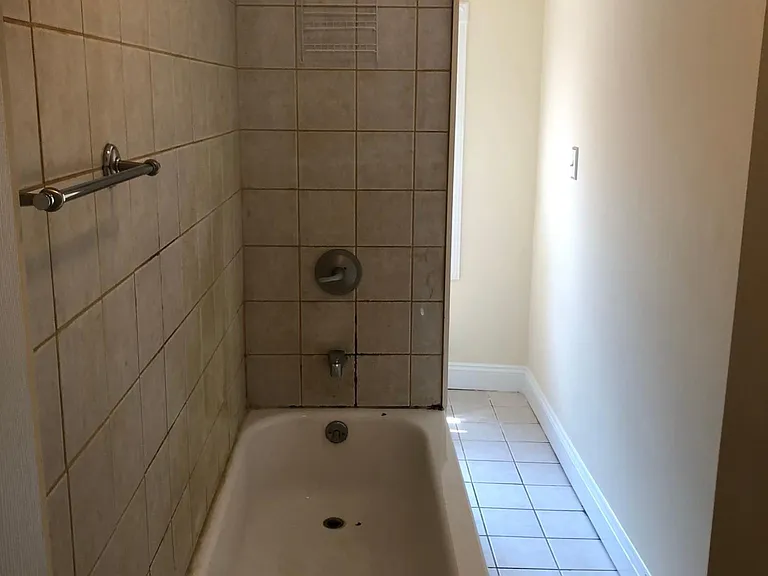 1135 Wicomico St — Photo 9