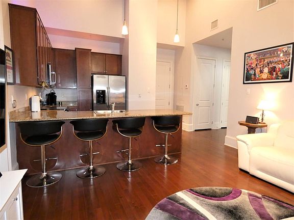 5th image of 1201 Canal St Floor 258-2