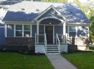 1845 Royal Ave, Berkley, MI 48072