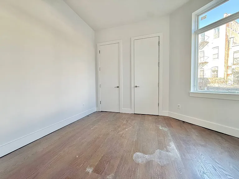997 Jefferson Ave #2B — Photo 3