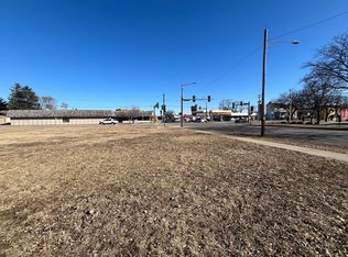 359 W Galena Blvd, Aurora, IL 60506