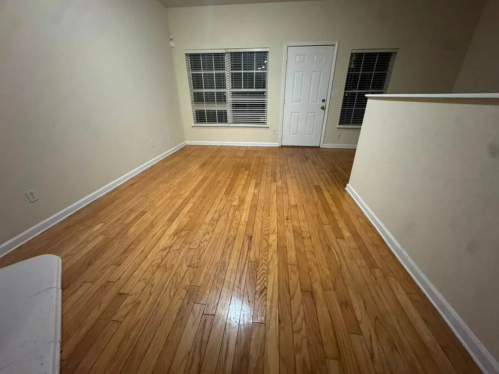 3 bed, 2.5 bath, 1528 sqft, $1,850 — Photo 1